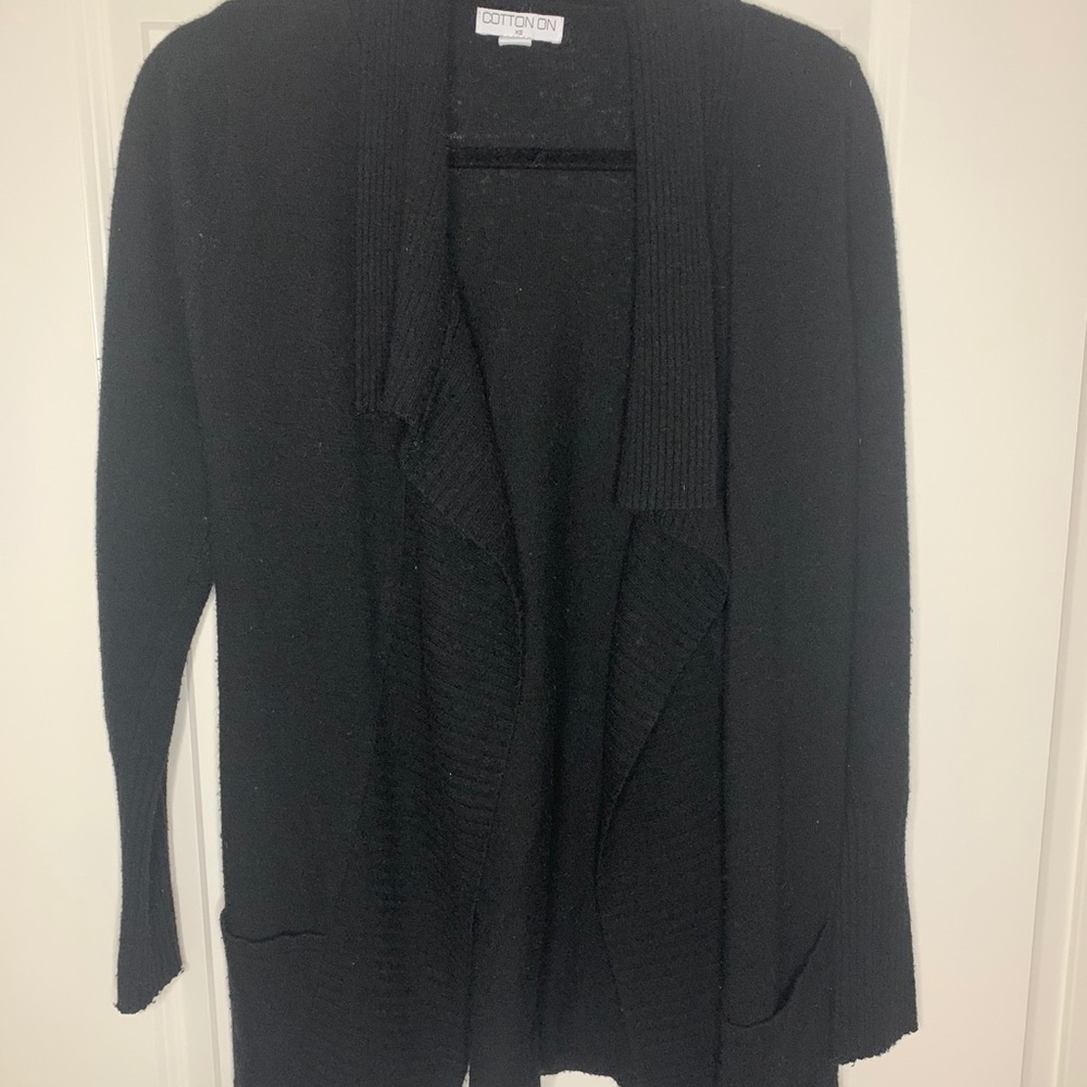 Cardigan sweater